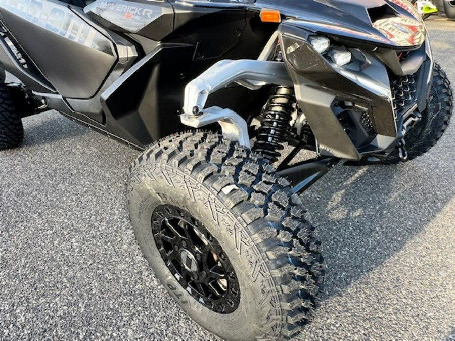 2024 Can-Am® Maverick R X RS with Smart-Shox Triple Black