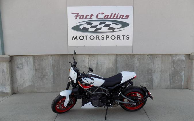 2023 Indian Motorcycle® FTR Sport White Lightning/Indy Red