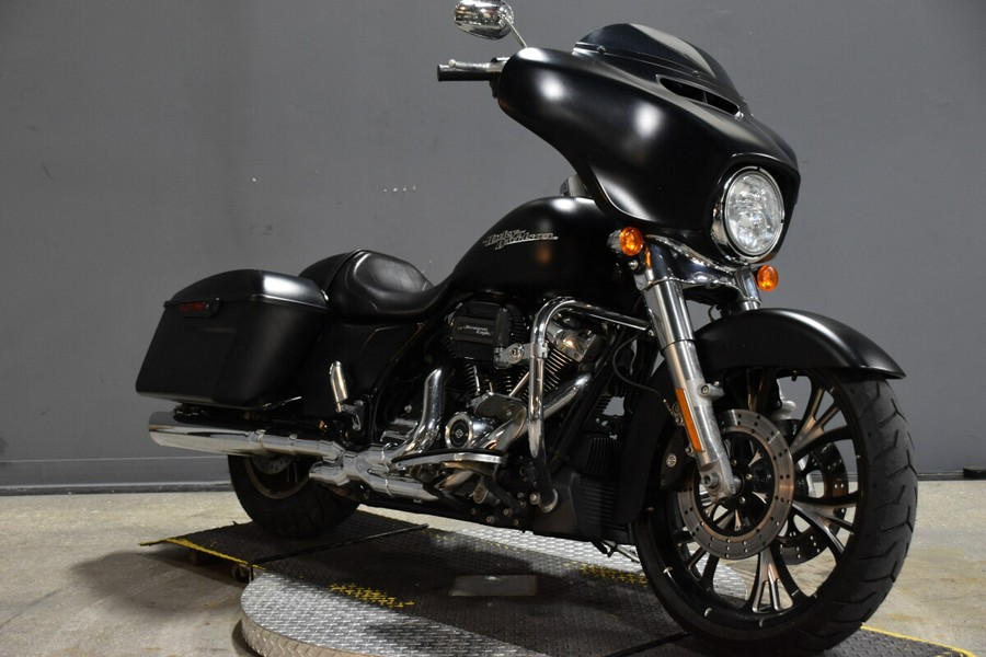 2017 Harley-Davidson Street Glide