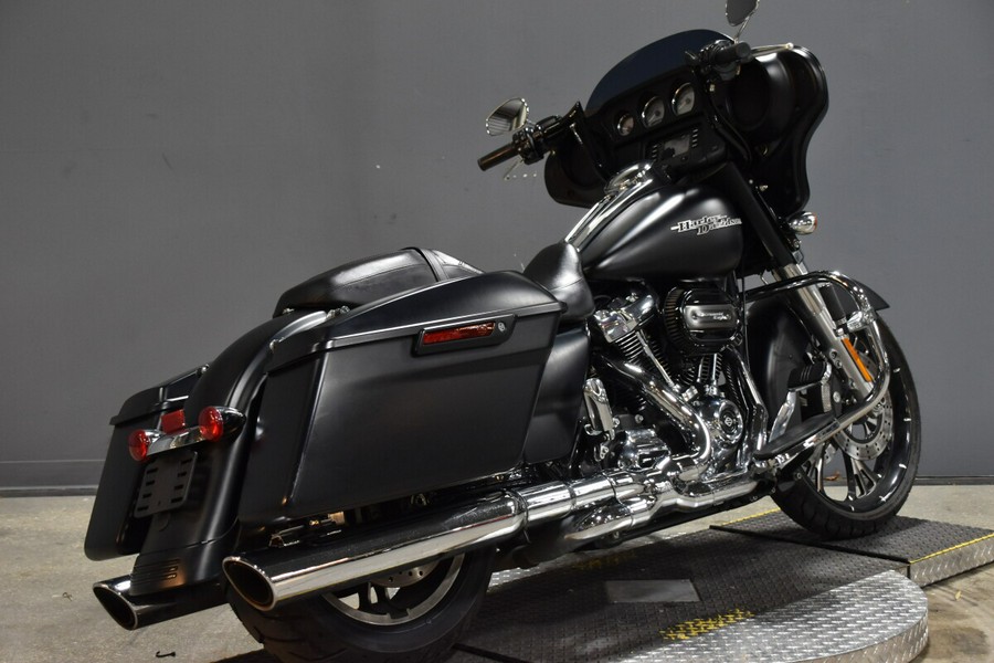 2017 Harley-Davidson Street Glide