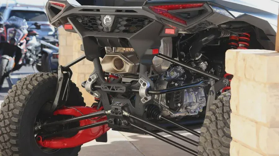 2025 CAN-AM MAVERICK R MAX RS WITH SMARTSHOX 99T DCT