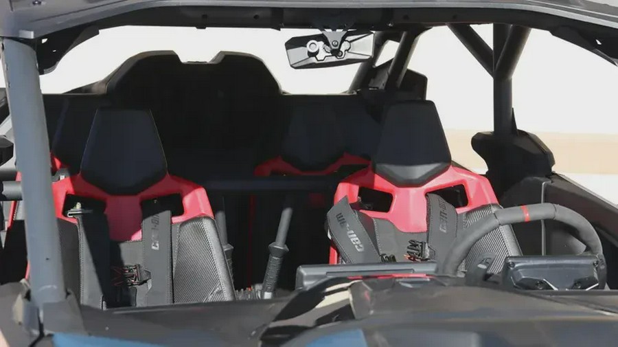 2025 CAN-AM MAVERICK R MAX RS WITH SMARTSHOX 99T DCT