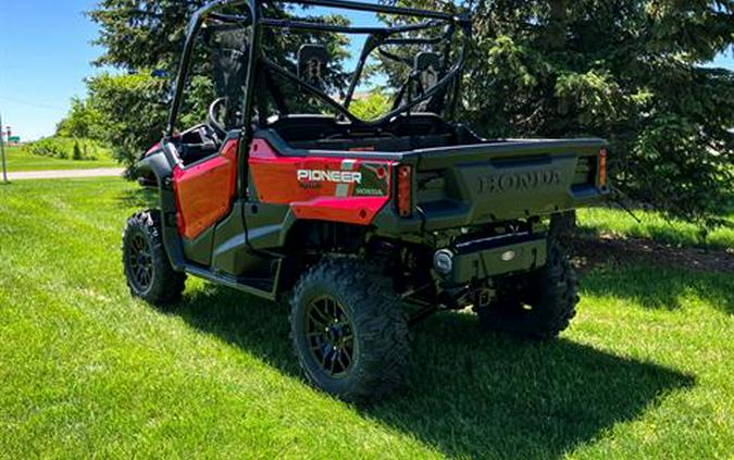 2024 Honda Pioneer 1000 Deluxe