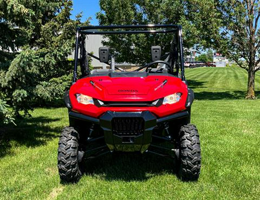 2024 Honda Pioneer 1000 Deluxe