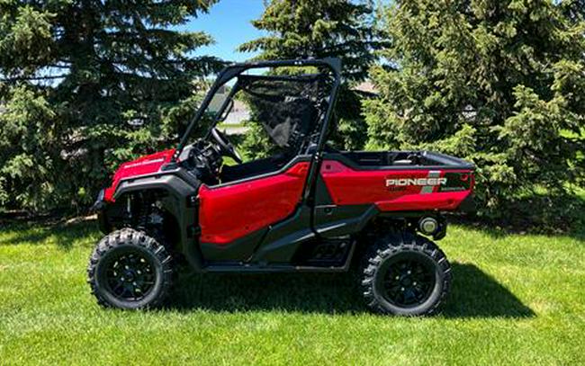 2024 Honda Pioneer 1000 Deluxe