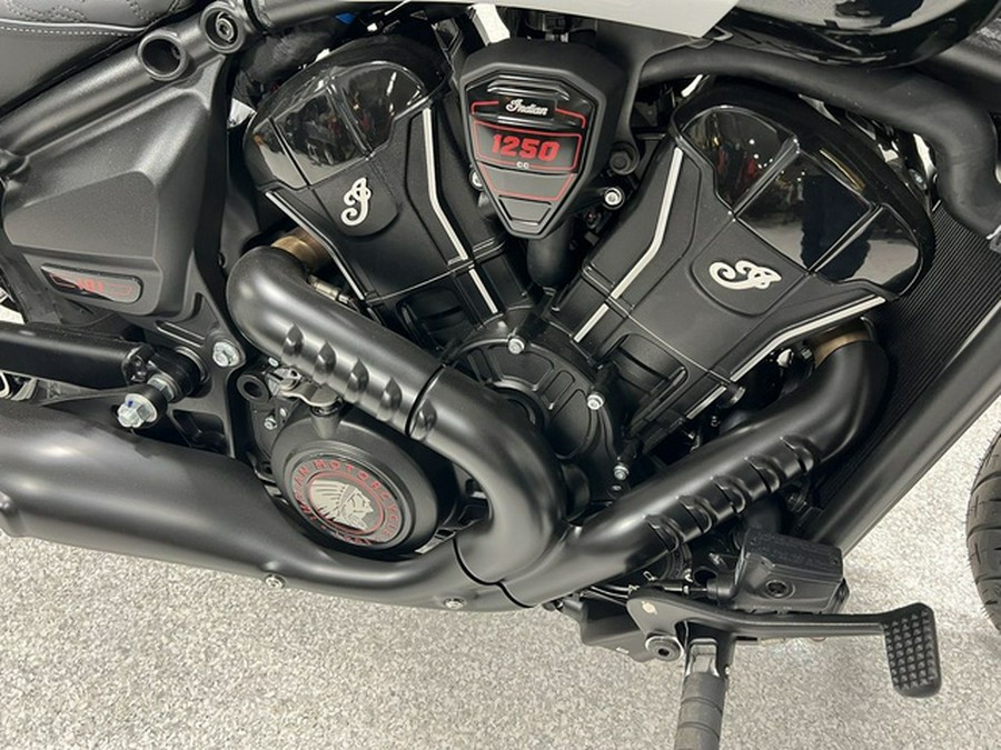 2025 Indian 101 Scout Ghost White Metallic With Graphics