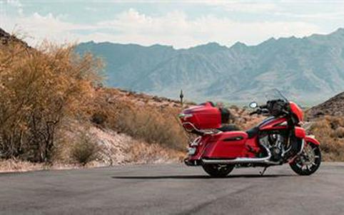 2020 Indian Motorcycle Roadmaster® Dark Horse®