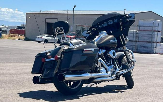 2021 Harley-Davidson® Street Glide Base