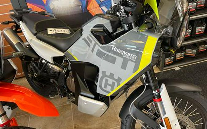 2024 Husqvarna Norden 901