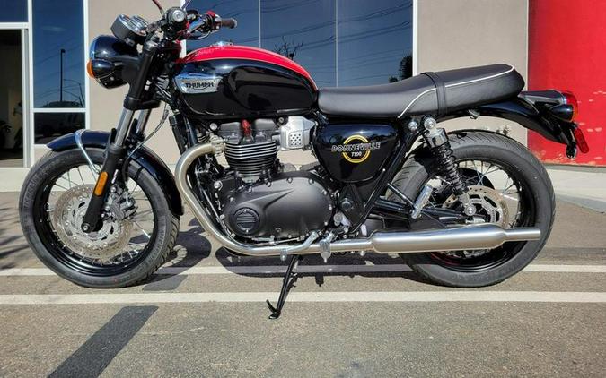 2026 Triumph Bonneville T100 Jet black