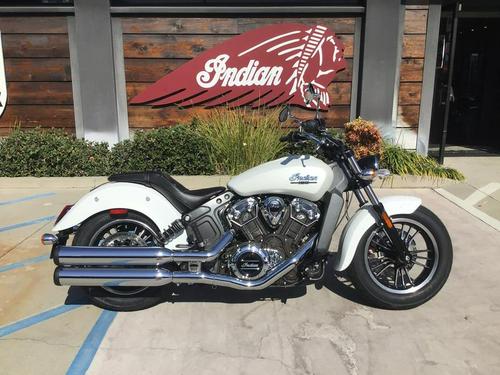 2020 Indian Scout Bobber Twenty Review (10 Fast Facts)