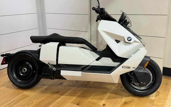 2023 BMW CE 04