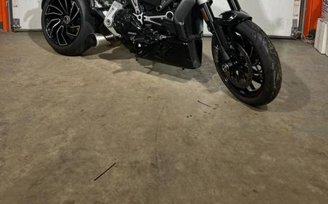 2016 Ducati XDiavel S Thrilling Black