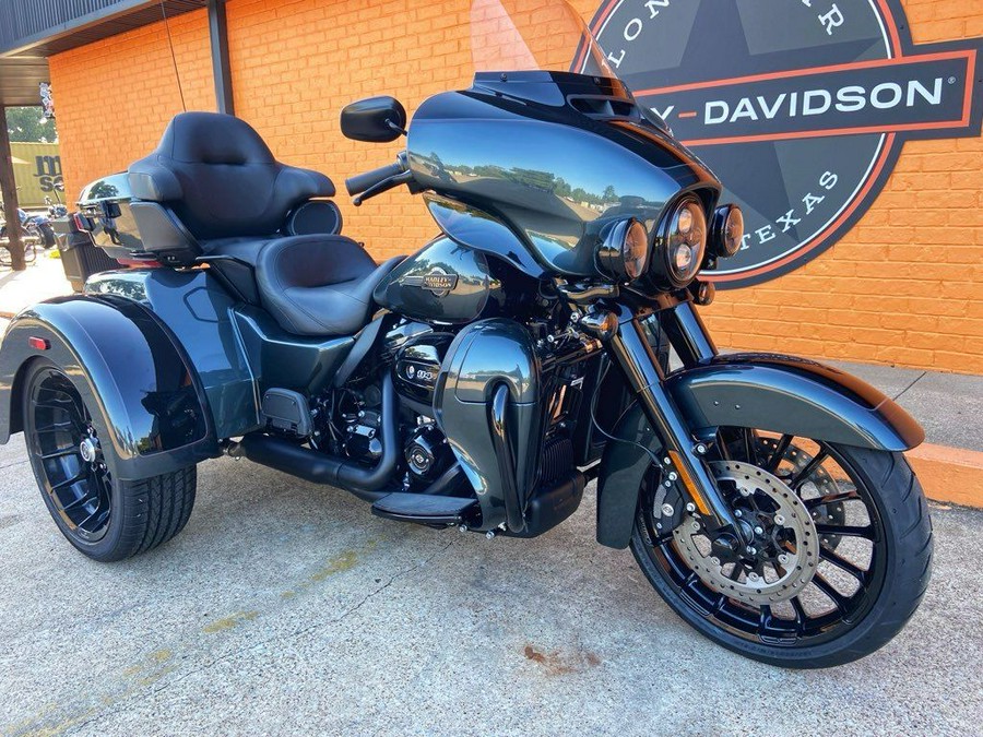 2025 Harley-Davidson® FLHTCUTG - Tri Glide® Ultra