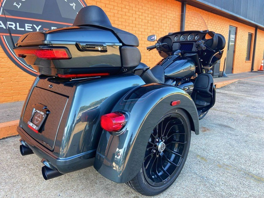 2025 Harley-Davidson® FLHTCUTG - Tri Glide® Ultra