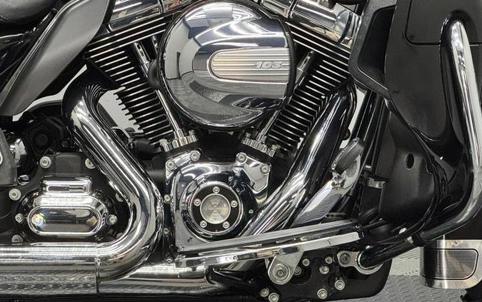 2015 Harley-Davidson® FLHTK - Ultra Limited