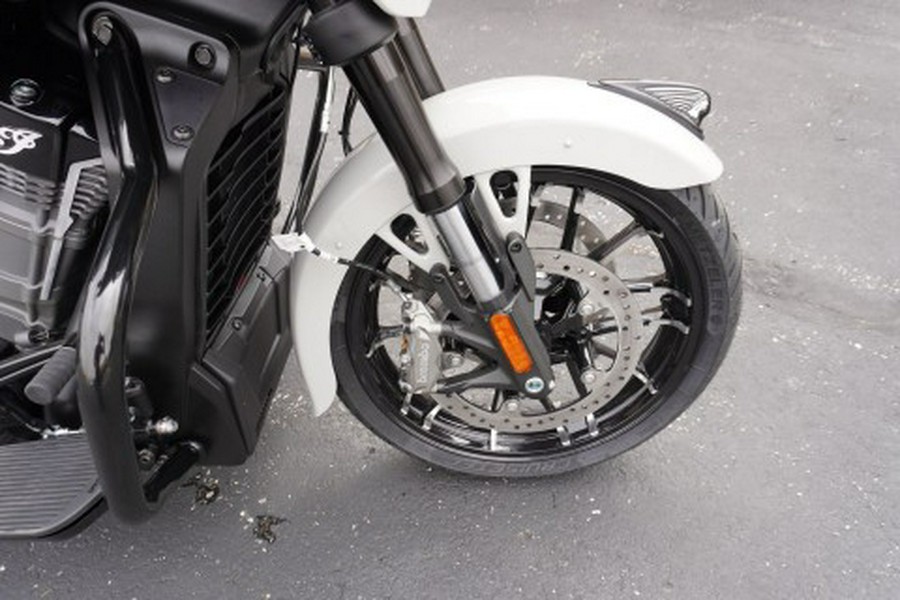 2026 Indian Motorcycle Chieftain® PowerPlus Dark Horse with 112