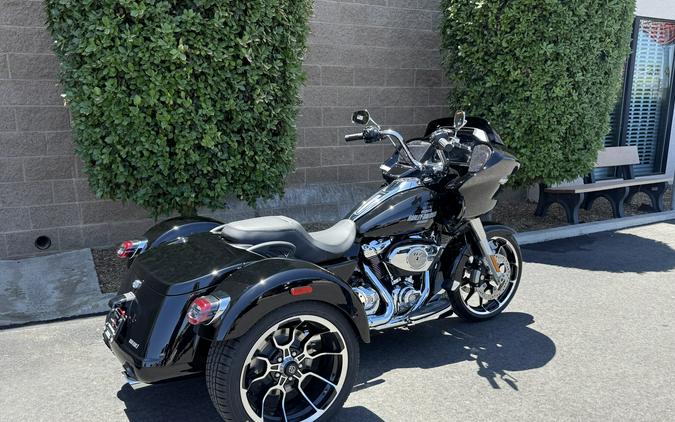 FLTRT 2026 Road Glide 3