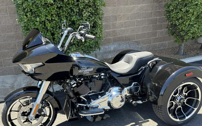 FLTRT 2026 Road Glide 3