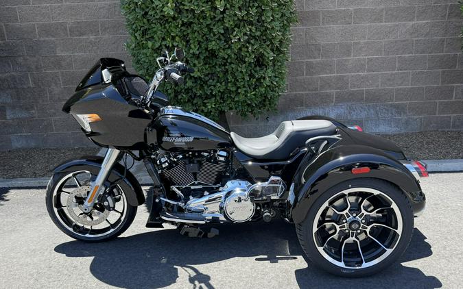 FLTRT 2026 Road Glide 3