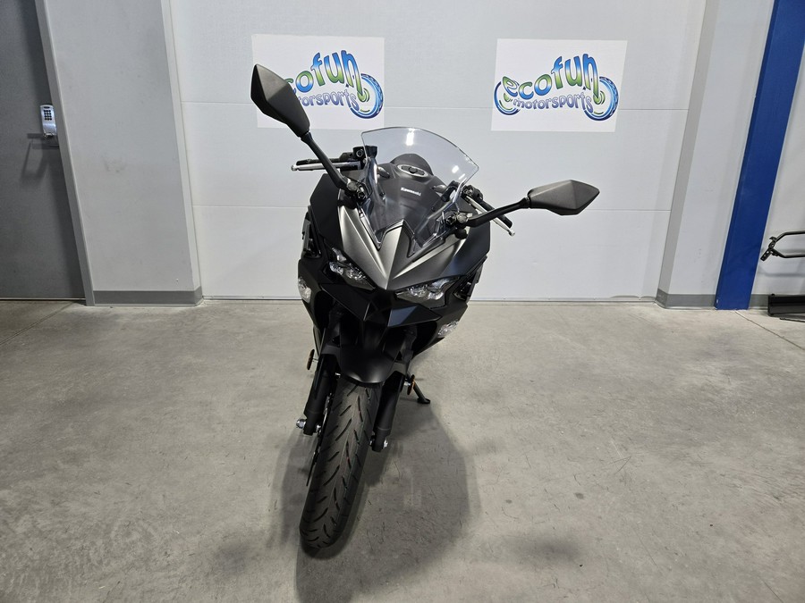 2026 Kawasaki Ninja® 500 ABS