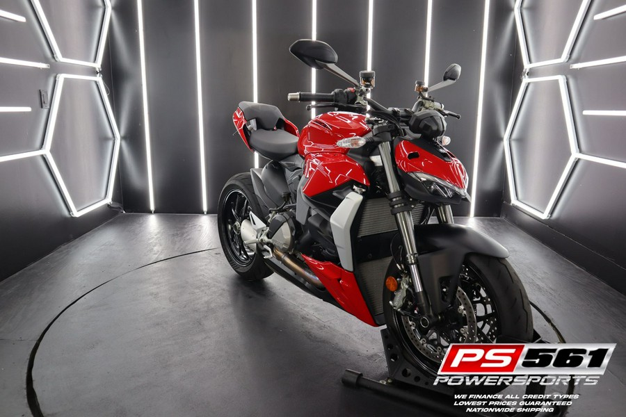 2022 Ducati Streetfighter V2