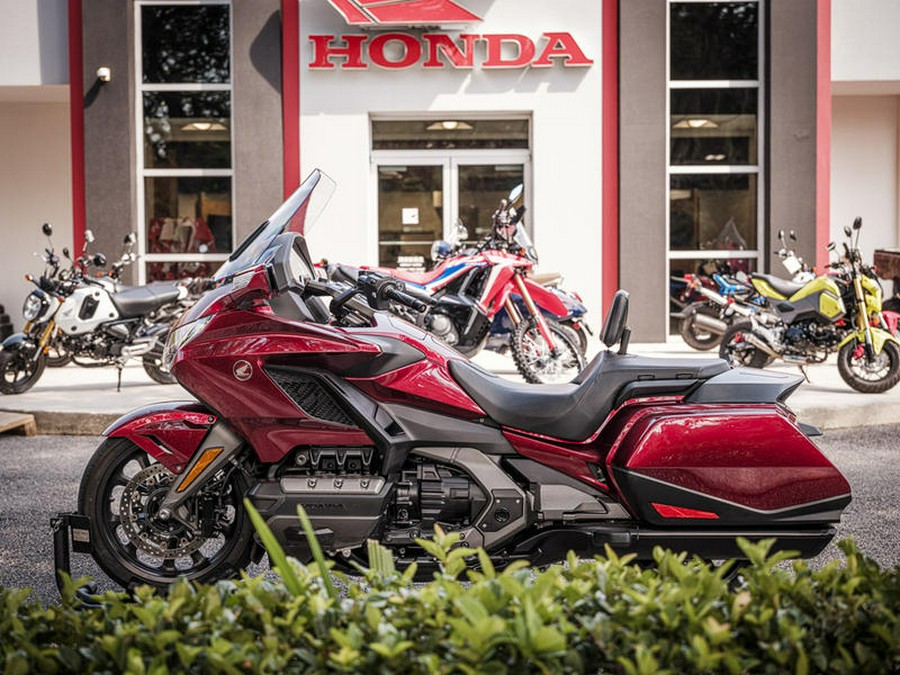 2018 Honda® Gold Wing Automatic DCT Candy Ardent Red