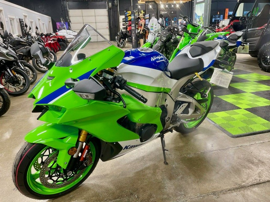 2024 Kawasaki Ninja® ZX™-10R 40th Anniversary Edition ABS