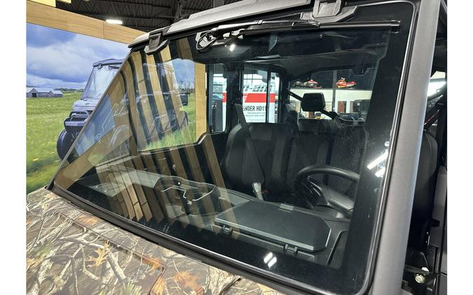 2026 Can-Am DEFENDER MAX XT CAB HD11