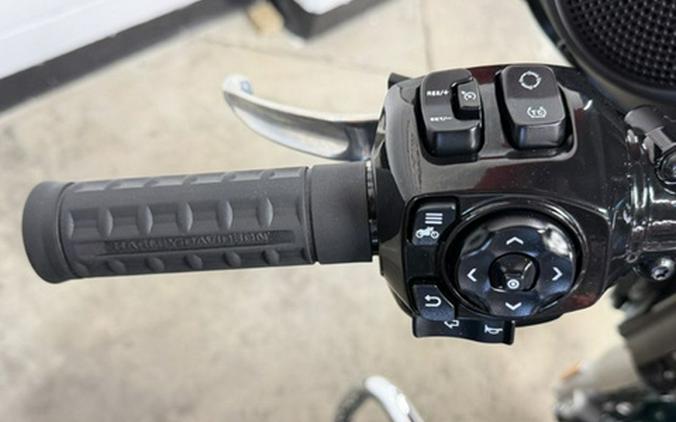 2024 Harley-Davidson FLHX - Street Glide