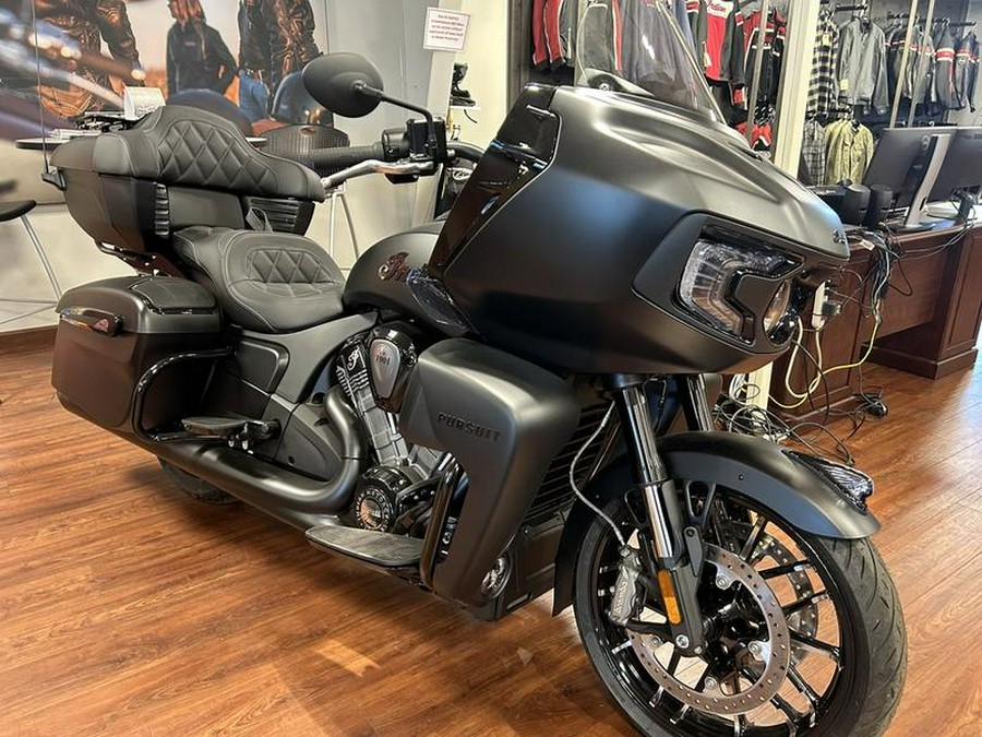 2024 Indian Motorcycle® Pursuit® Dark Horse® with PowerBand Audio Package Black Smoke