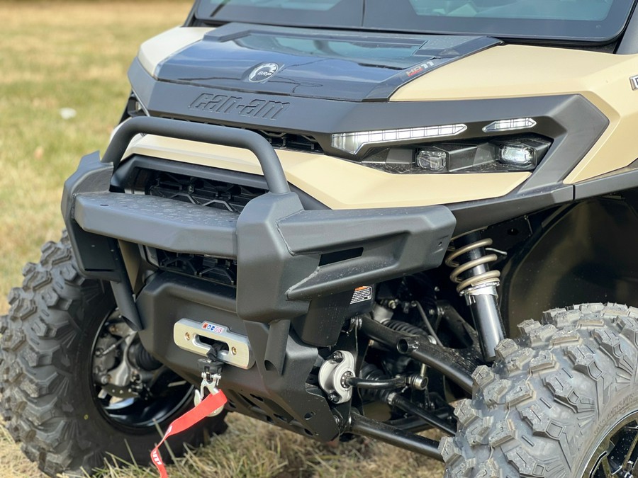 2026 Can-Am Defender Limited HD11