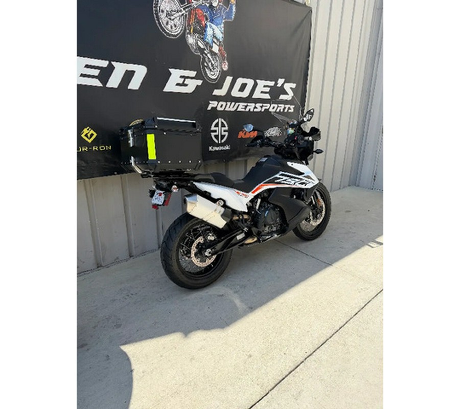 2019 KTM Adventure 790