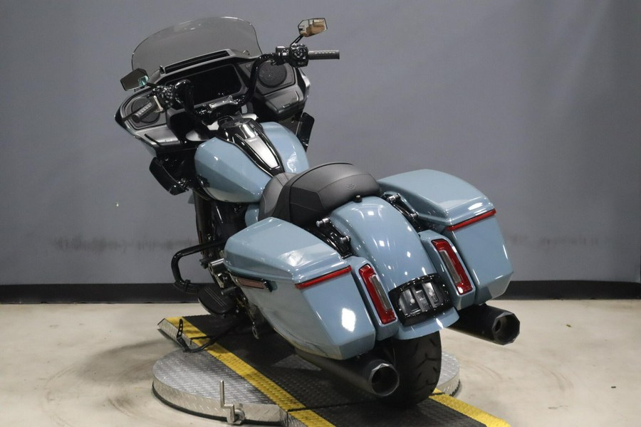 2024 Harley-Davidson Road Glide Sharkskin Blue - Black Finish