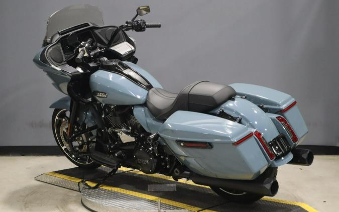 2024 Harley-Davidson Road Glide Sharkskin Blue - Black Finish