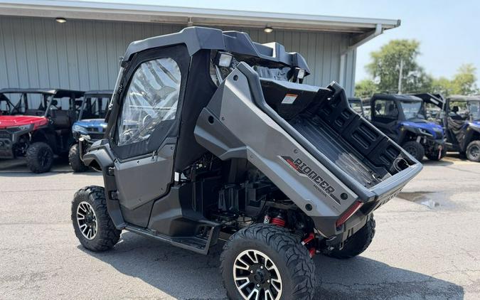 2018 Honda® Pioneer 1000 Limited Edition