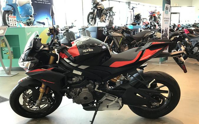 2026 Aprilia Tuono 660 Factory