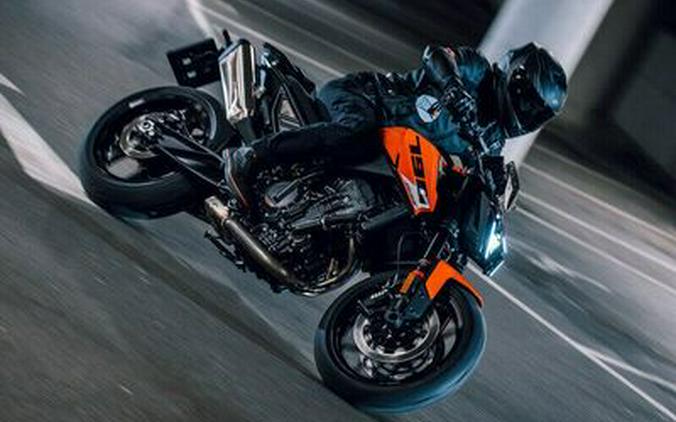 New 2027 KTM 790 DUKE