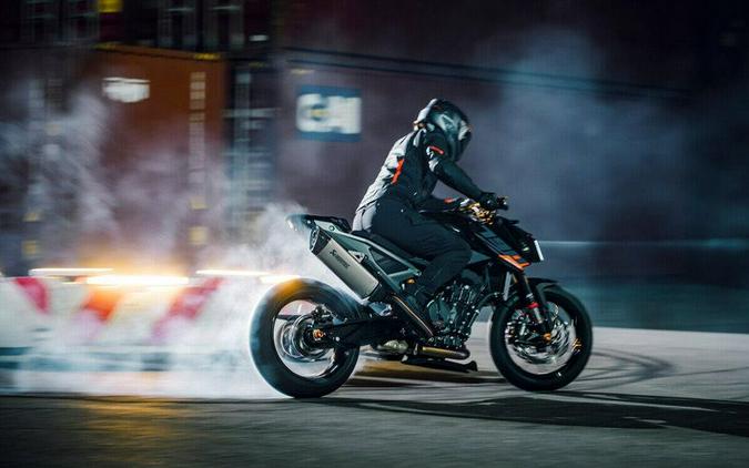 New 2027 KTM 790 DUKE