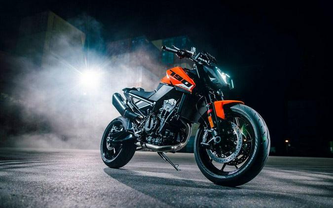 New 2027 KTM 790 DUKE