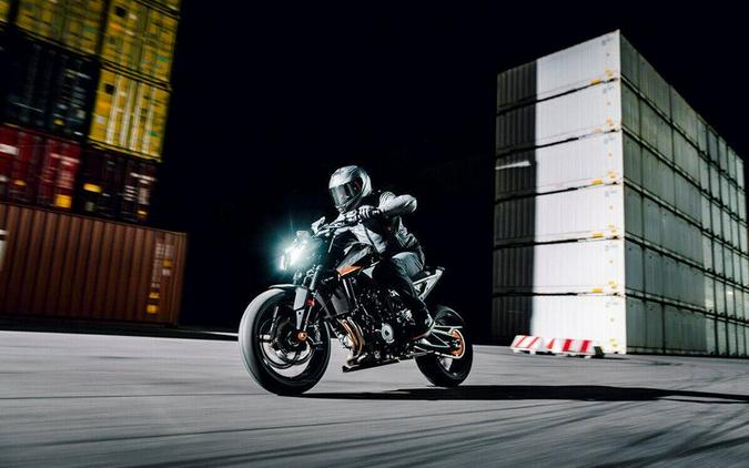 New 2027 KTM 790 DUKE