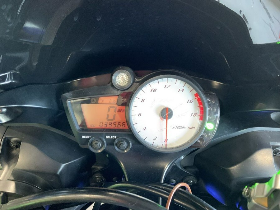 2005 Yamaha YZF R6