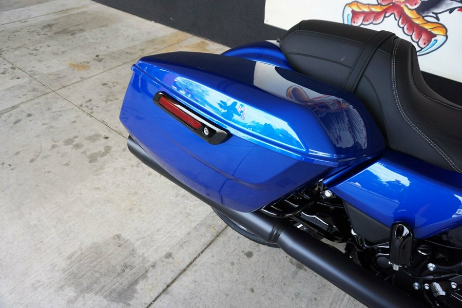 2024 Harley-Davidson Street Glide® Blue Burst - Black Finish