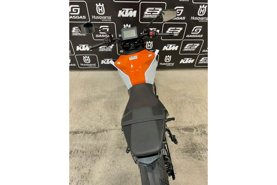 2024 KTM 250 Duke