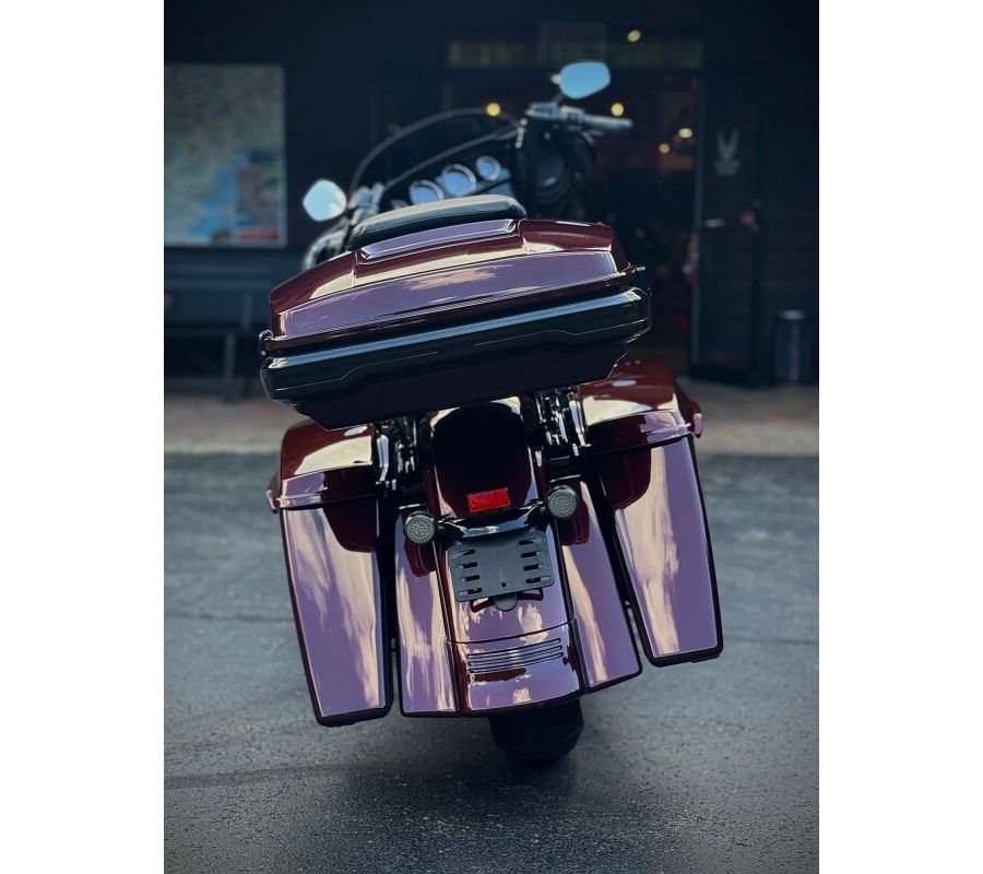 2018 Harley-Davidson® Street Glide® Special Twisted Cherry