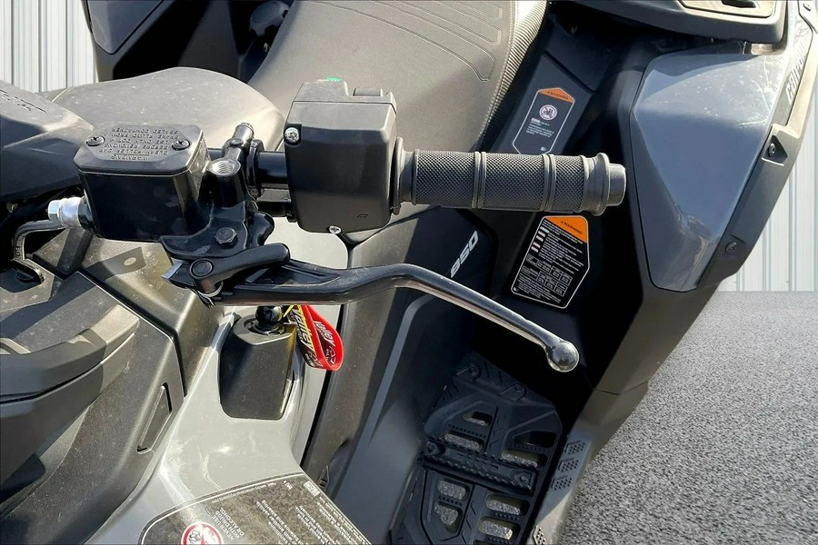 2025 Can-Am ATV OUTL DPS 850 GY 25