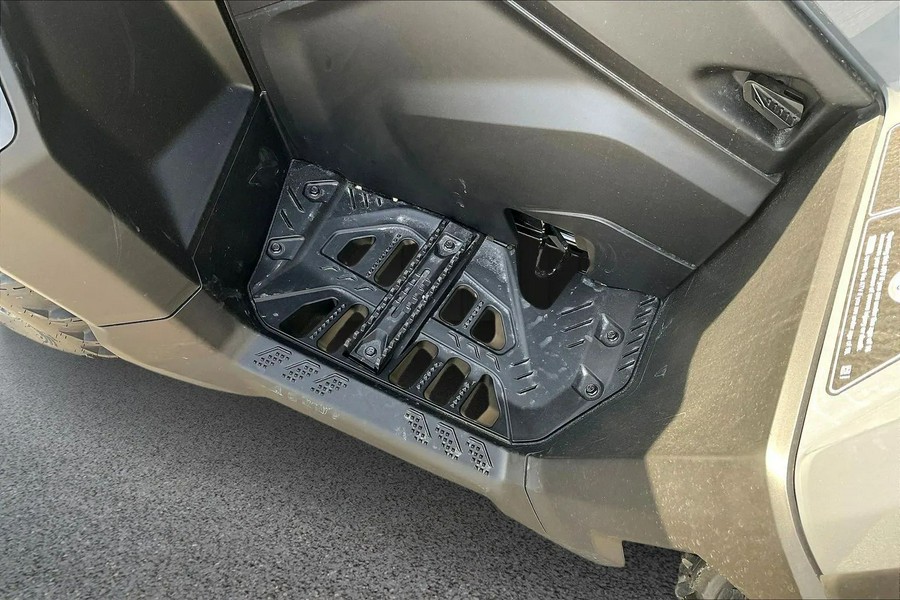 2025 Can-Am ATV OUTL DPS 850 GY 25