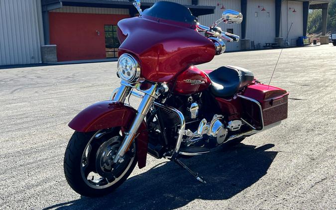2013 Harley-Davidson FLHX - Street Glide