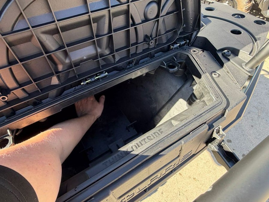 2026 Polaris SPORTSMAN TOURING 570 PREMIUM TREELINE GREEN METALLIC