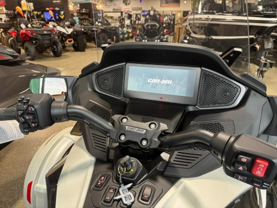 2026 Can-Am Spyder RT Sea-to-Sky